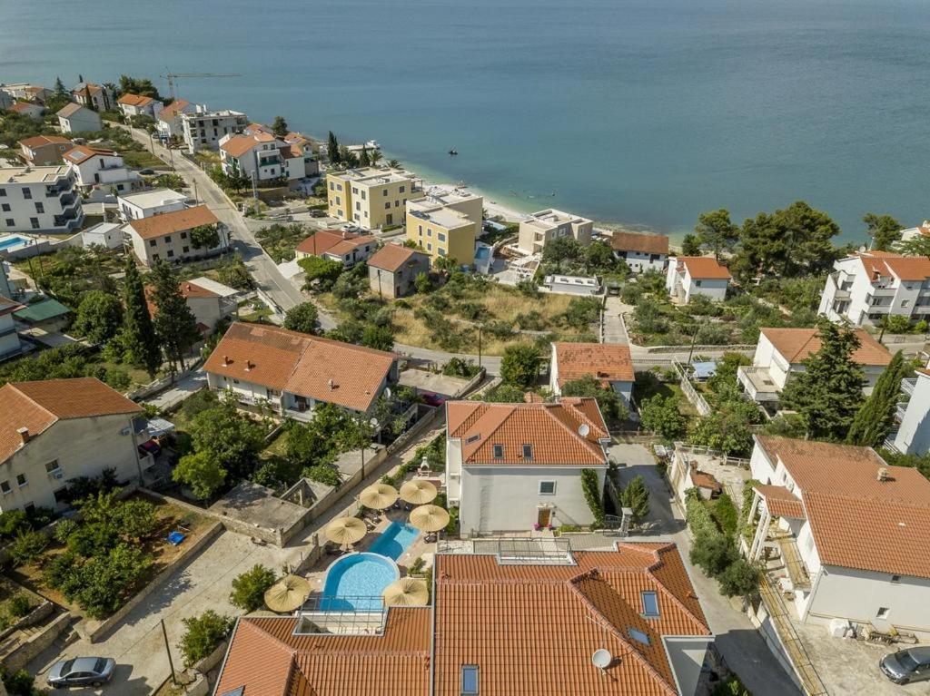Apartment Carica Слатине Экстерьер фото