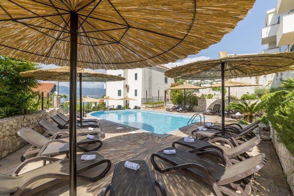 Apartment Carica Слатине Экстерьер фото